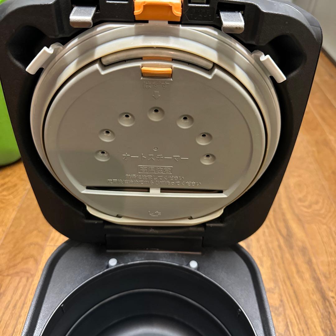 HITACHI 炊飯器 RZ-TS105M 赤