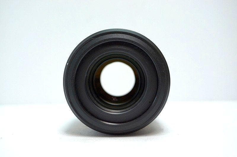 軽量 マクロレンズ　TAMRON SP 60mm F2 Di II MACRO