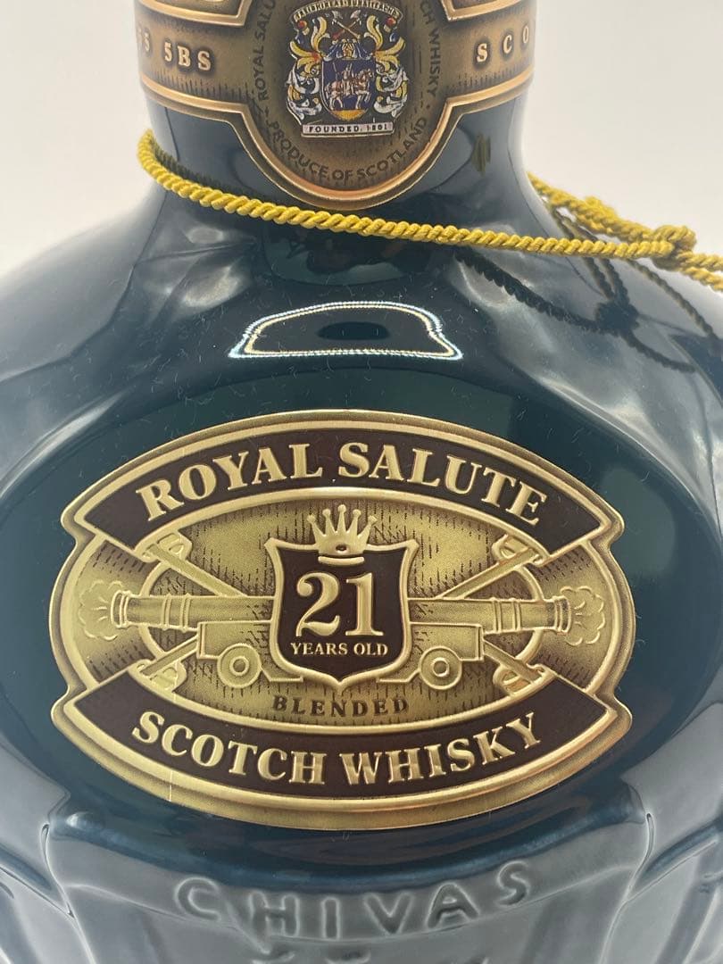 デ*ン様 M68 CHIVAS ロイヤルサルート21年 青陶器 箱袋 ANA 未