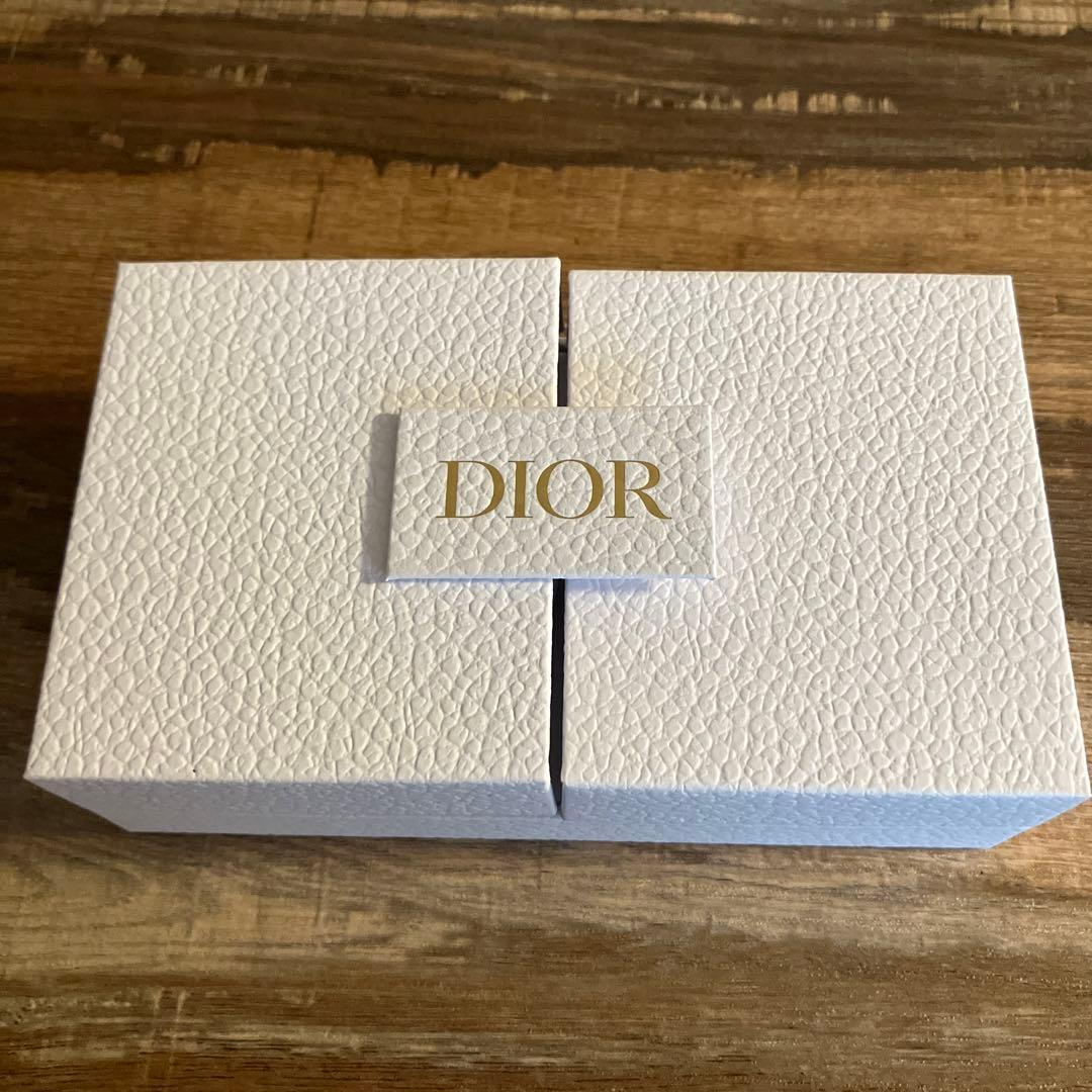 Diorクリスタル会員 ノベルティ J'adore バースデーギフト おまけ付き