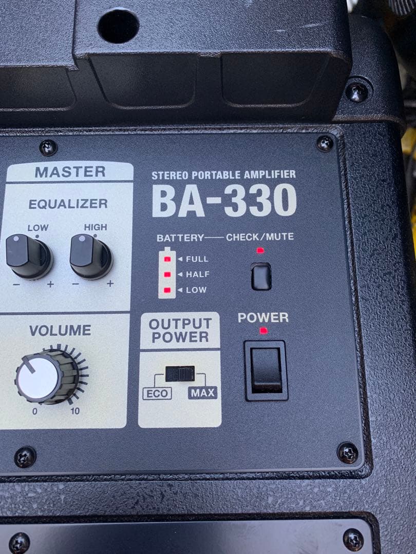 Roland 330BAポータブルPAシステム