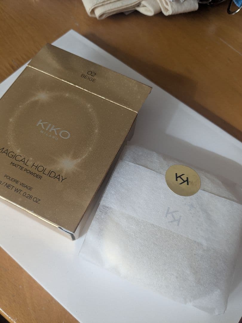 KIKO MILANO パウダーファンデーション & アイシャドウパレット