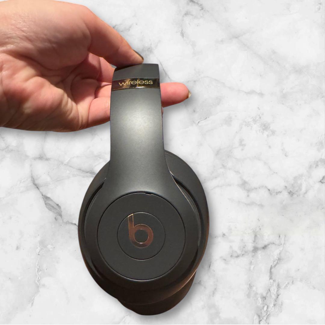 Beats Studio 3 Wireless シャドーグレー充電器なし