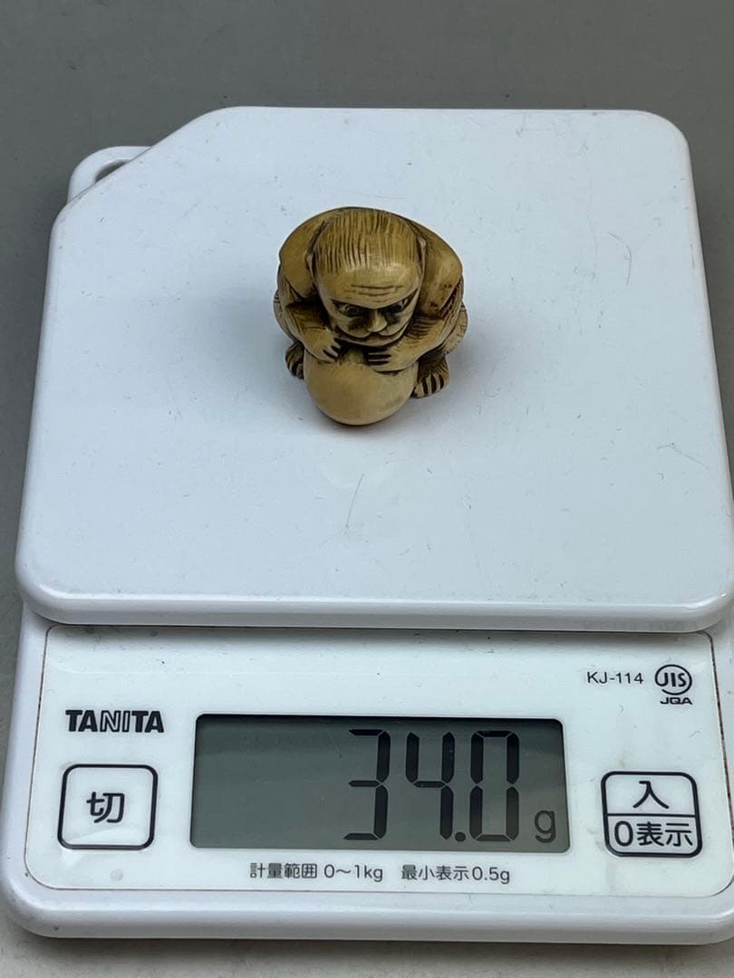 ［珍品］千広在銘　極上猿根付　34g 送料込み