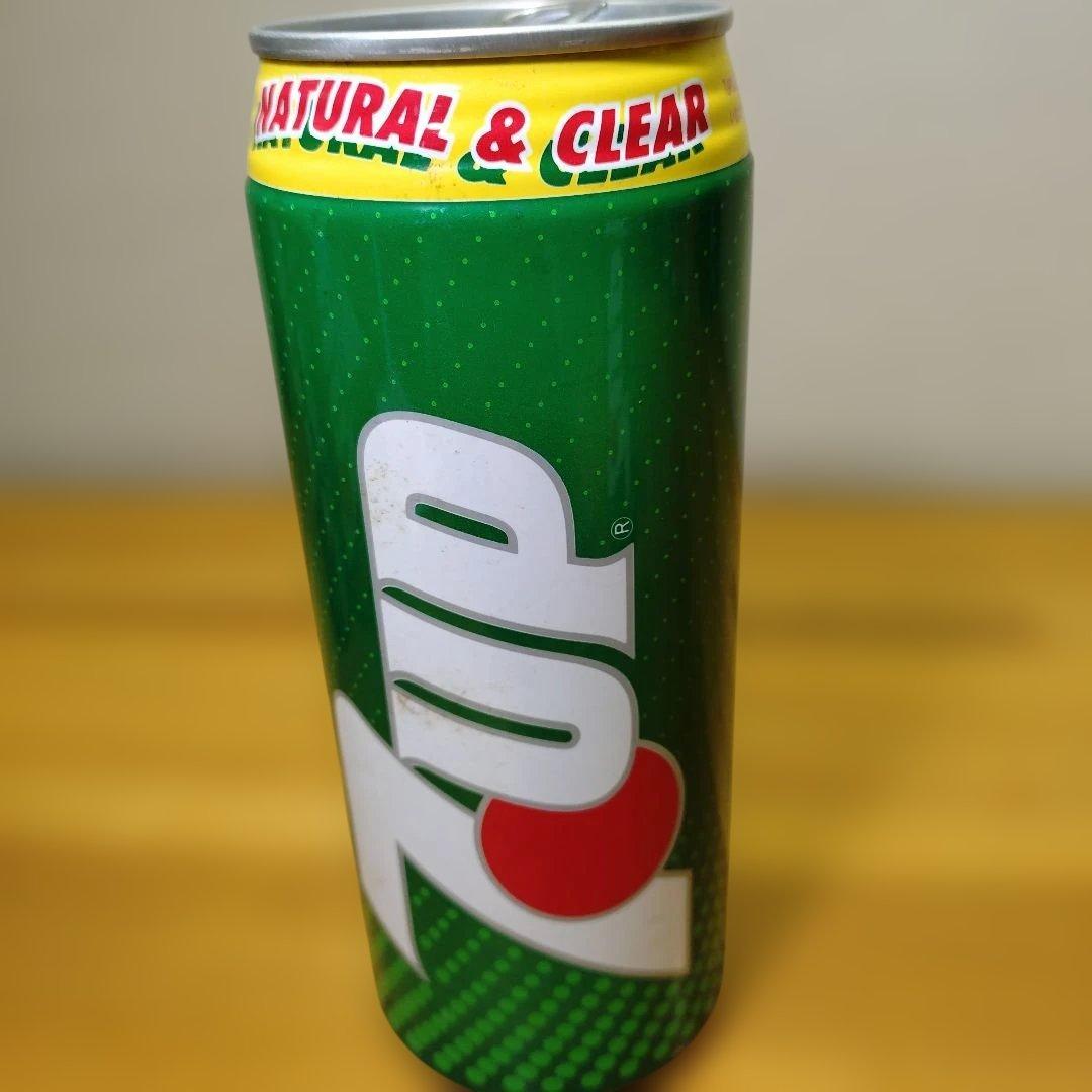 7UP 350、500ml 93年~95年4缶 (M28)