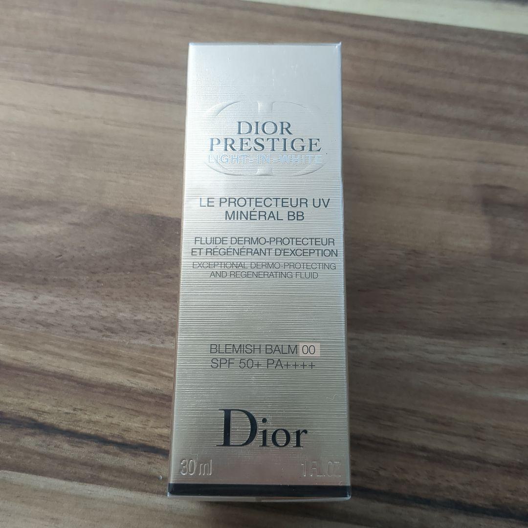 【新品】Dior プレステージ ホワイト ル プロテクター UV ミネラル BB