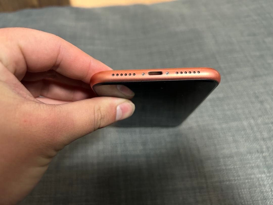Apple iPhone XR コーラル　 128GB