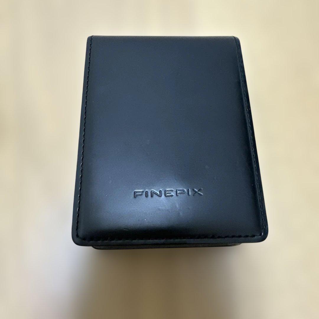 FUJIFILM FinePix F50fd シルバー 動作確認済み