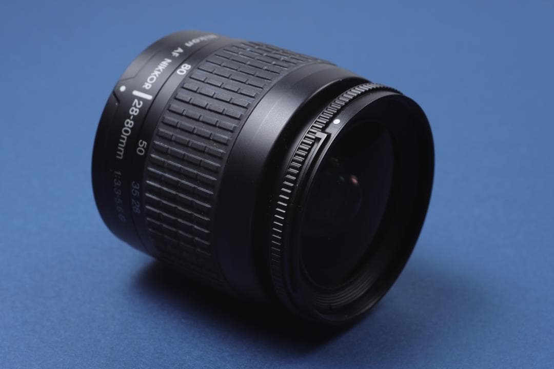 [#734] ニコン NIKON D70S & AF NIKKOR 28-80