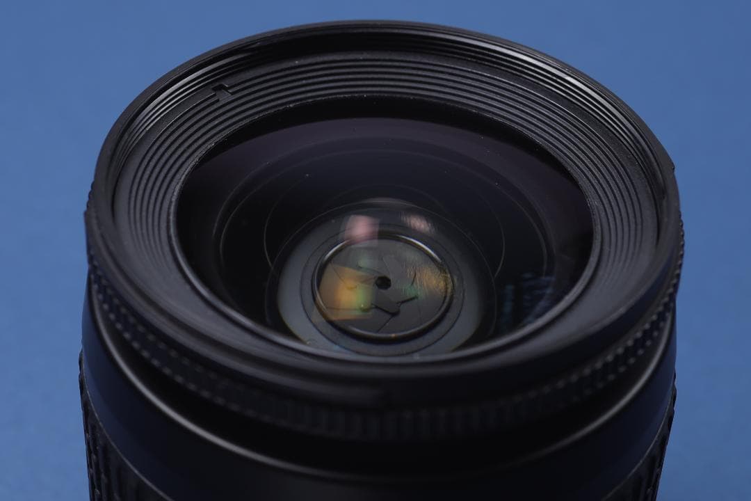 [#734] ニコン NIKON D70S & AF NIKKOR 28-80