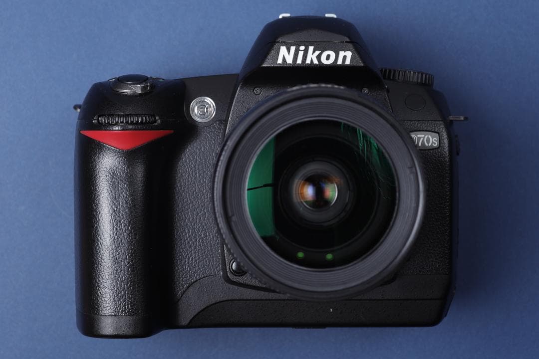 [#734] ニコン NIKON D70S & AF NIKKOR 28-80