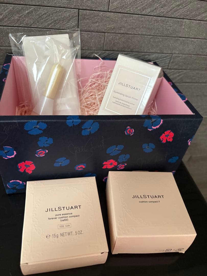 JILLSTUART ベースメイクコスメセット　ギフトBOX入り♡5点セット