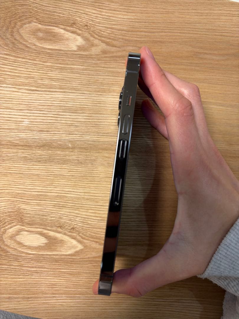【3連休限定セール】iPhone13Pro 128GB グラファイト