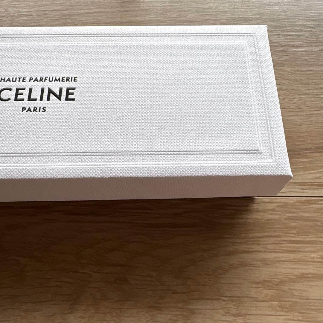 CELINE 香水 アイボリー ボトル