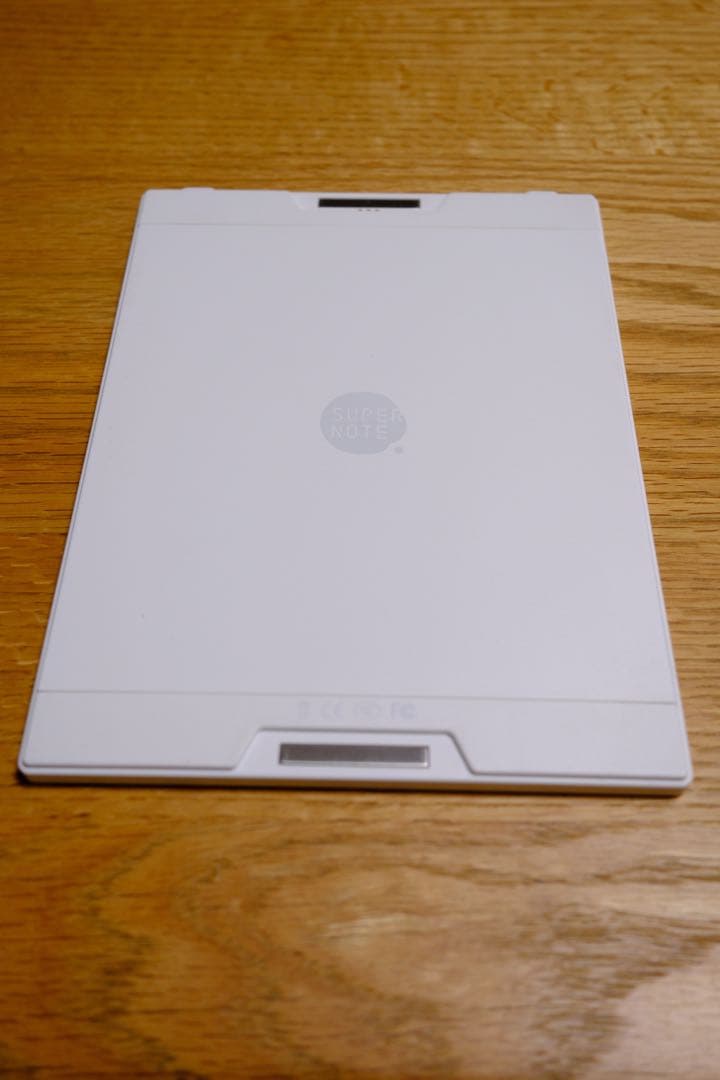 Supernote Nomad + ペン（フォリオはおまけ）