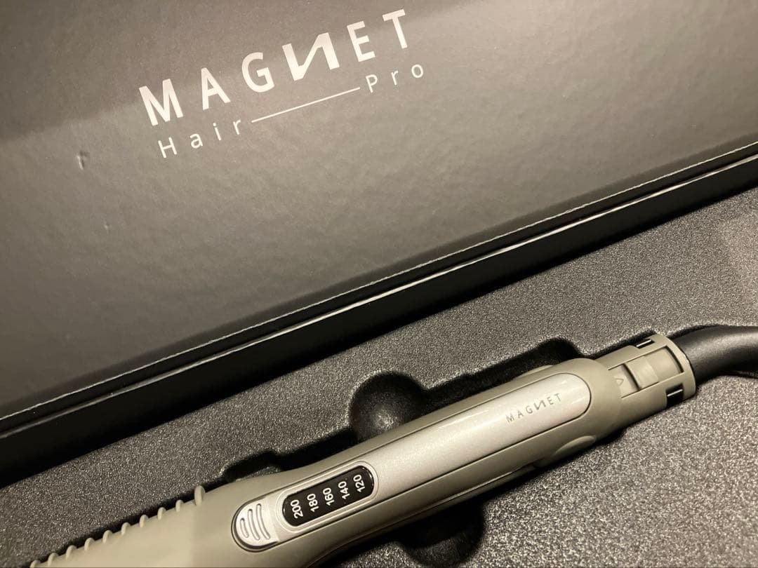 新品　ホリスティックキュアーズ　マグネットヘアプロ　ストレートアイロンS