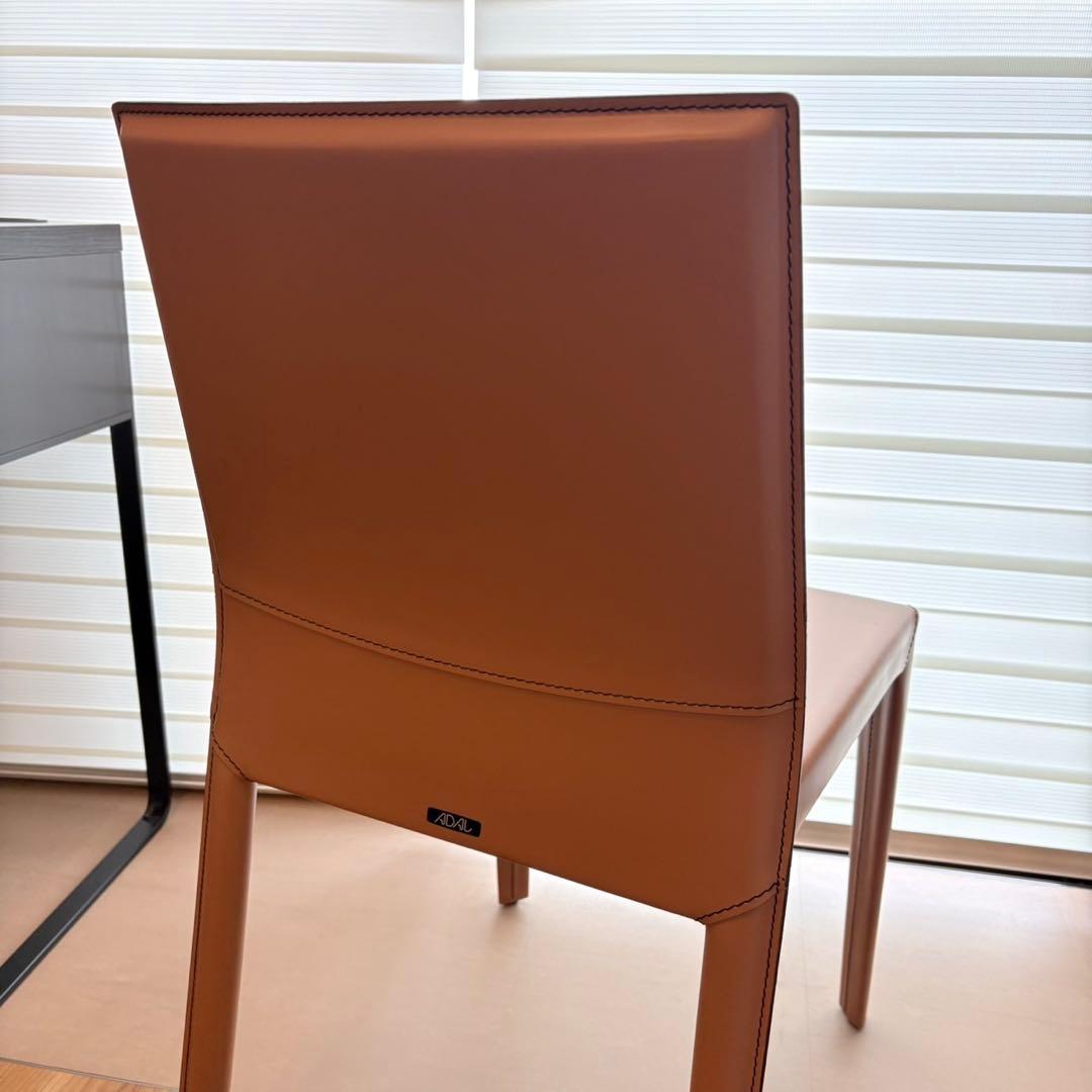 【定価の7割引】[引取限定で格安]ADAL　Margotダイニングチェア　本革製