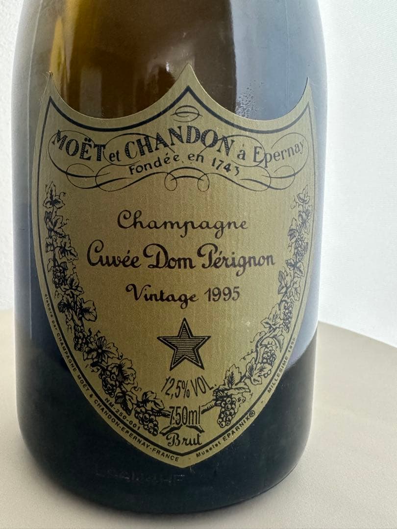 ドン・ペリニヨン　Cuvée Dom Pérignon 1995