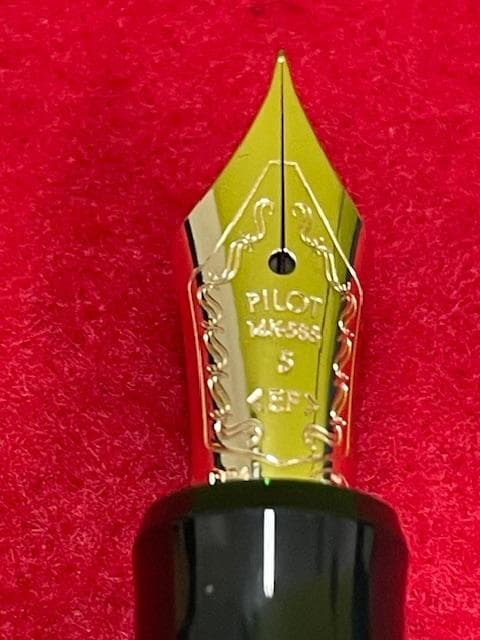 未使用品 パイロット万年筆 カスタム74 ダークグリーン 14k EF 即日配送