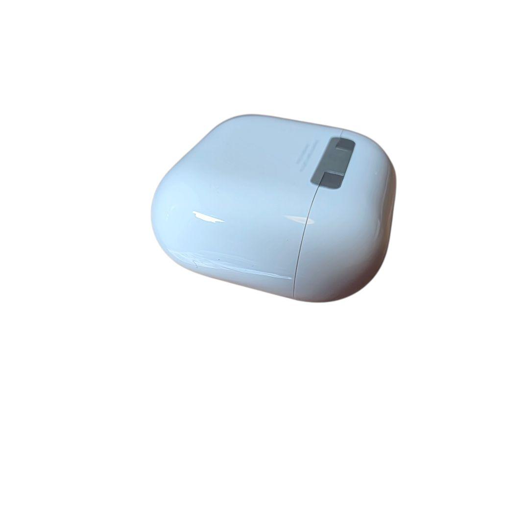 試着のみ Apple AirPods4 ノイズキャンセリング無し