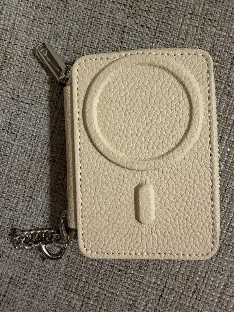 CUSTYPE レザー風 iPhoneケース クリーム色