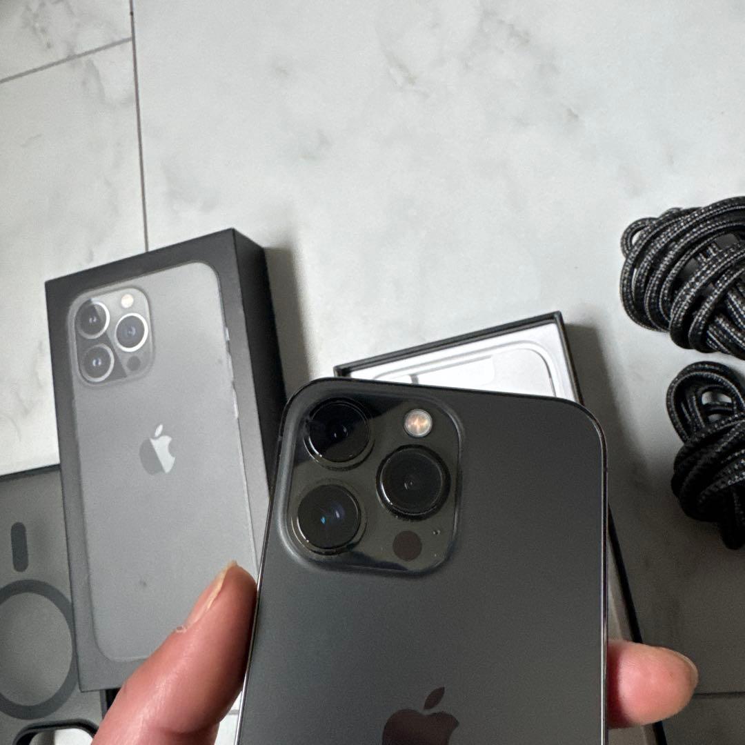 美品 iPhone13 Pro 128GB SIMフリー おまけ多数