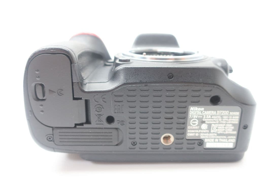 Nikon ニコン D7200 デジタル一眼レフ