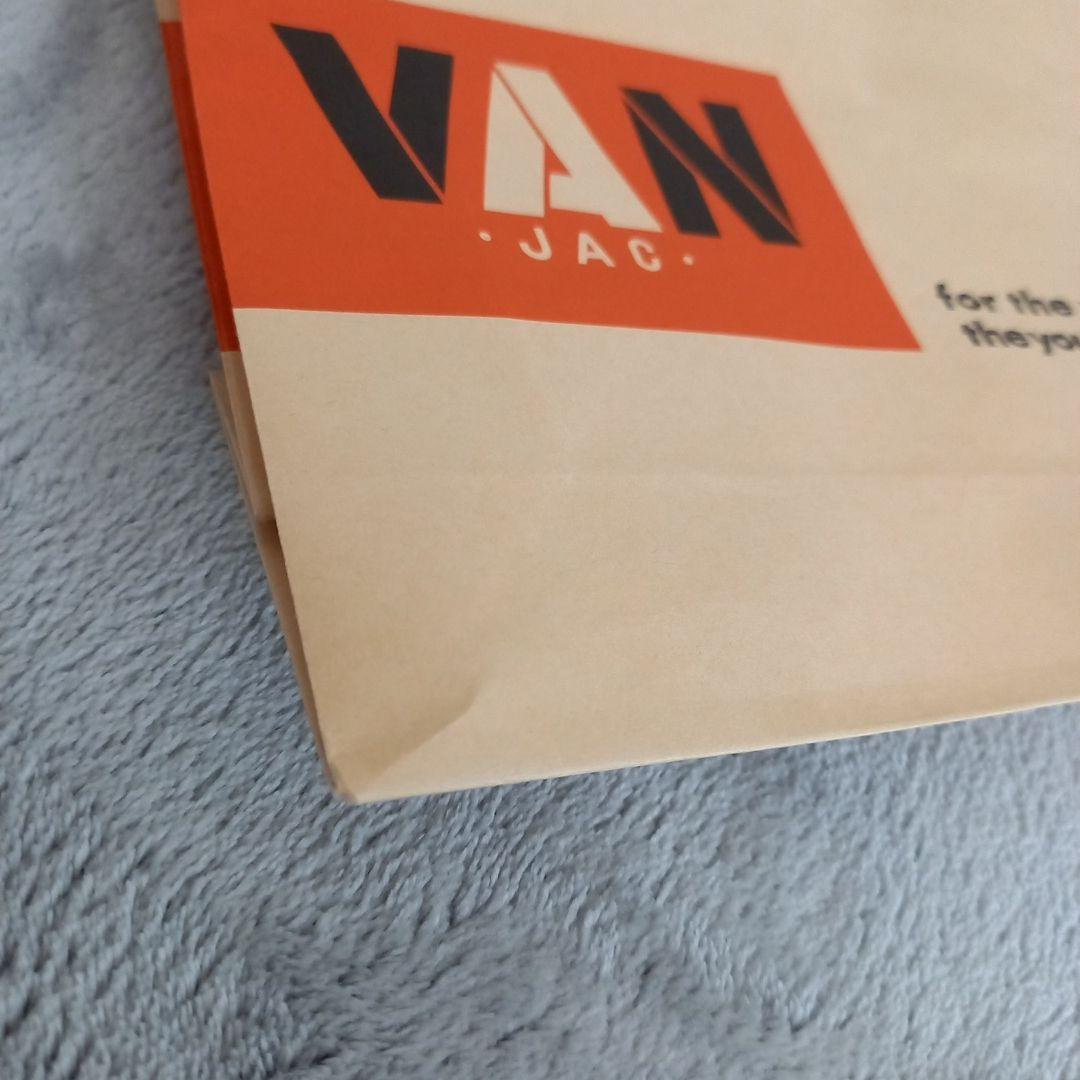 ヴァンジャケット　紙袋　エンブレム　VAN