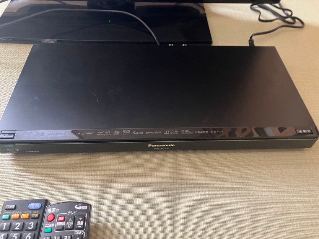 三菱32インチ液晶テレビ+Panasonic BRT230
