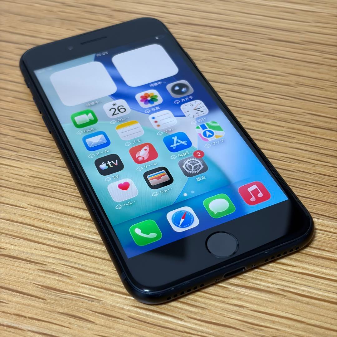 バッテリー新品　iPhoneSE第3世代64GB SIMフリー 172