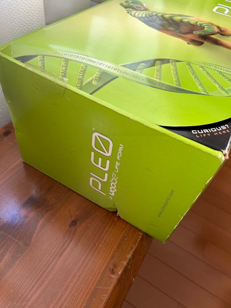 PLEO プレオ 恐竜 ロボット