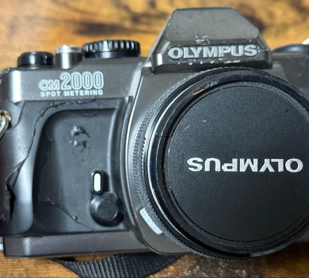 オリンパス　OM2000フィルムカメラ
