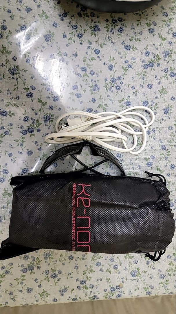 《リユース美品！》ケノン フラッシュ式脱毛器 美顔器