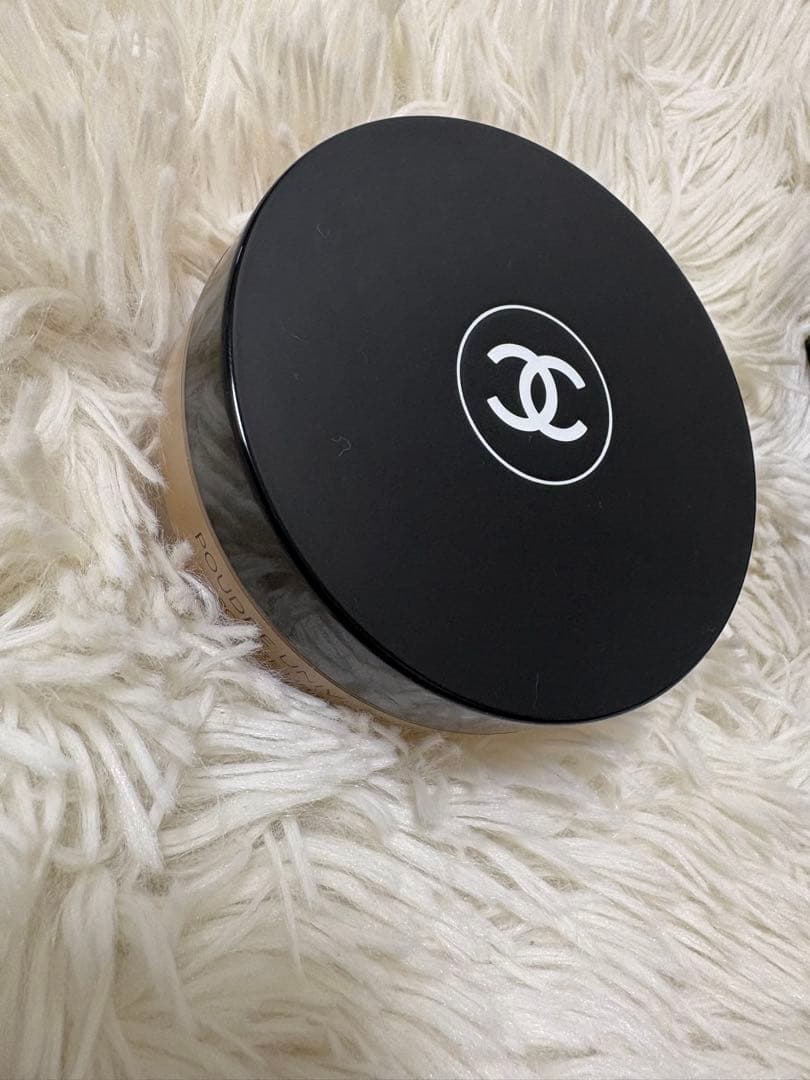 新品未使用！CHANEL プードゥル ユニヴェルセルリーブル #40 パウダー