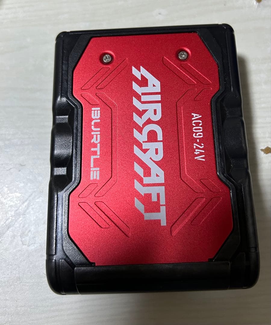 BURTLE AC09-24V メタリックレッド