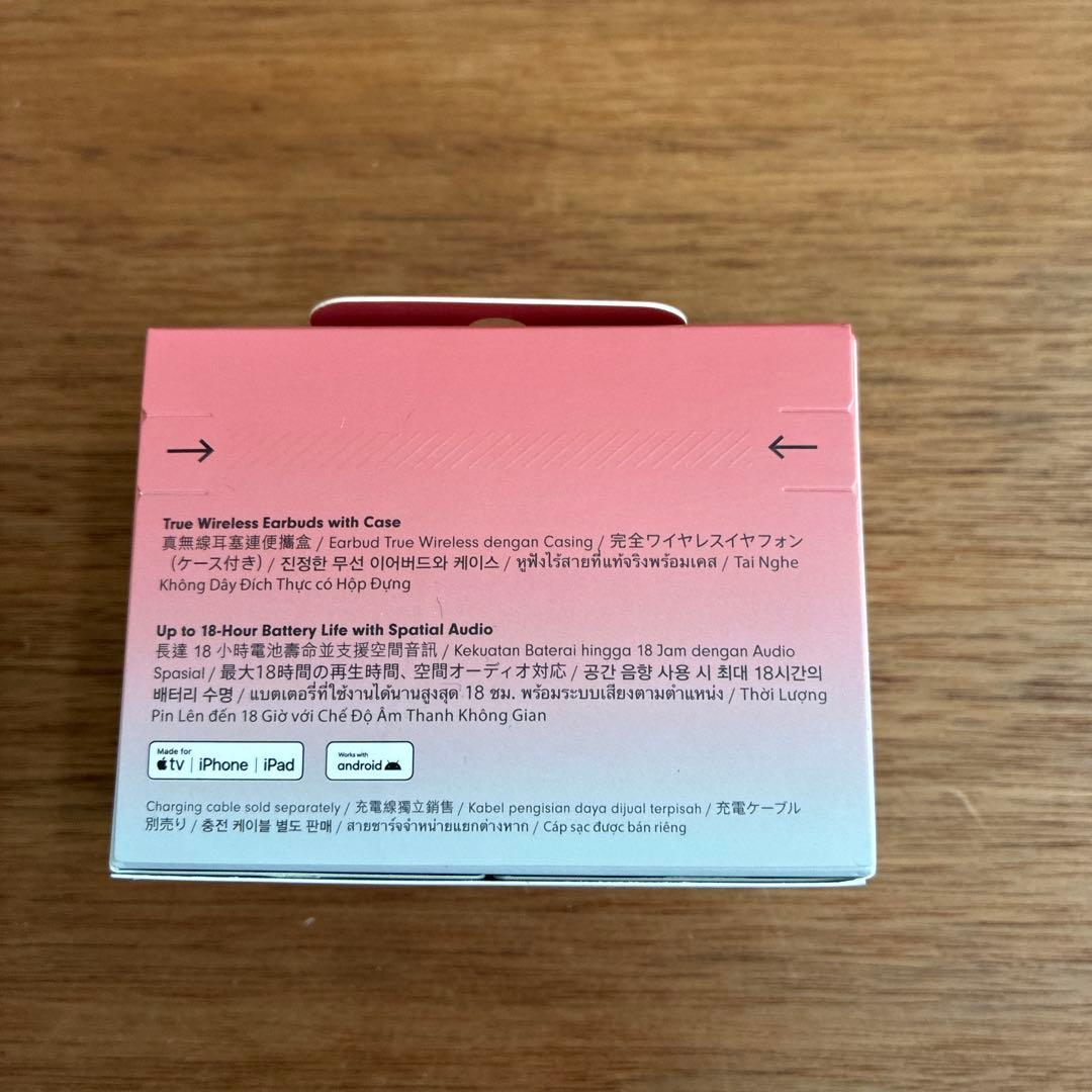 新品未開封　Beats Solo Buds ワイヤレスイヤフォン レッド