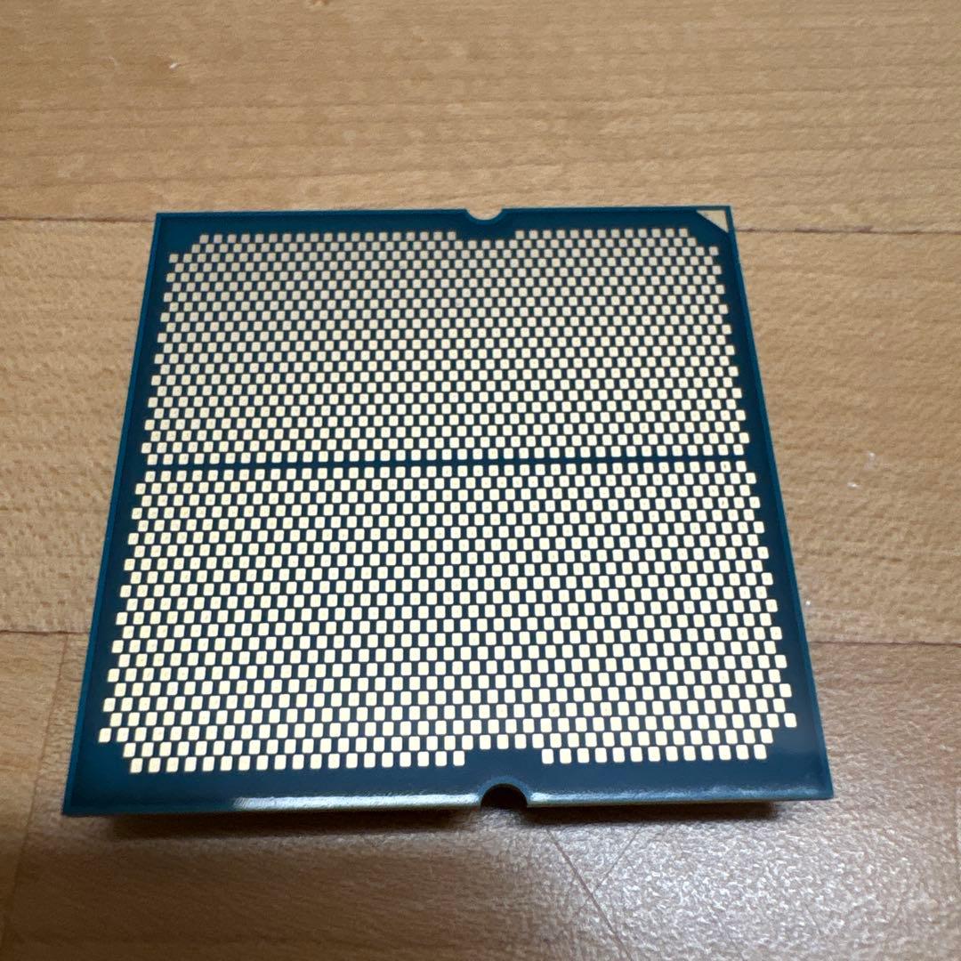 AMD RYZEN 5 8400F CPUのみ
