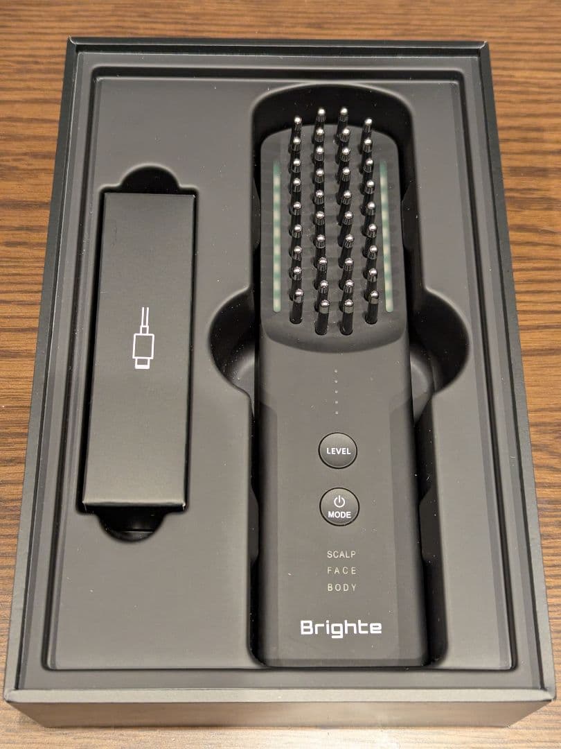 【メル】Brighte ELEKBRUSH+ 美顔器 シートマスク5枚