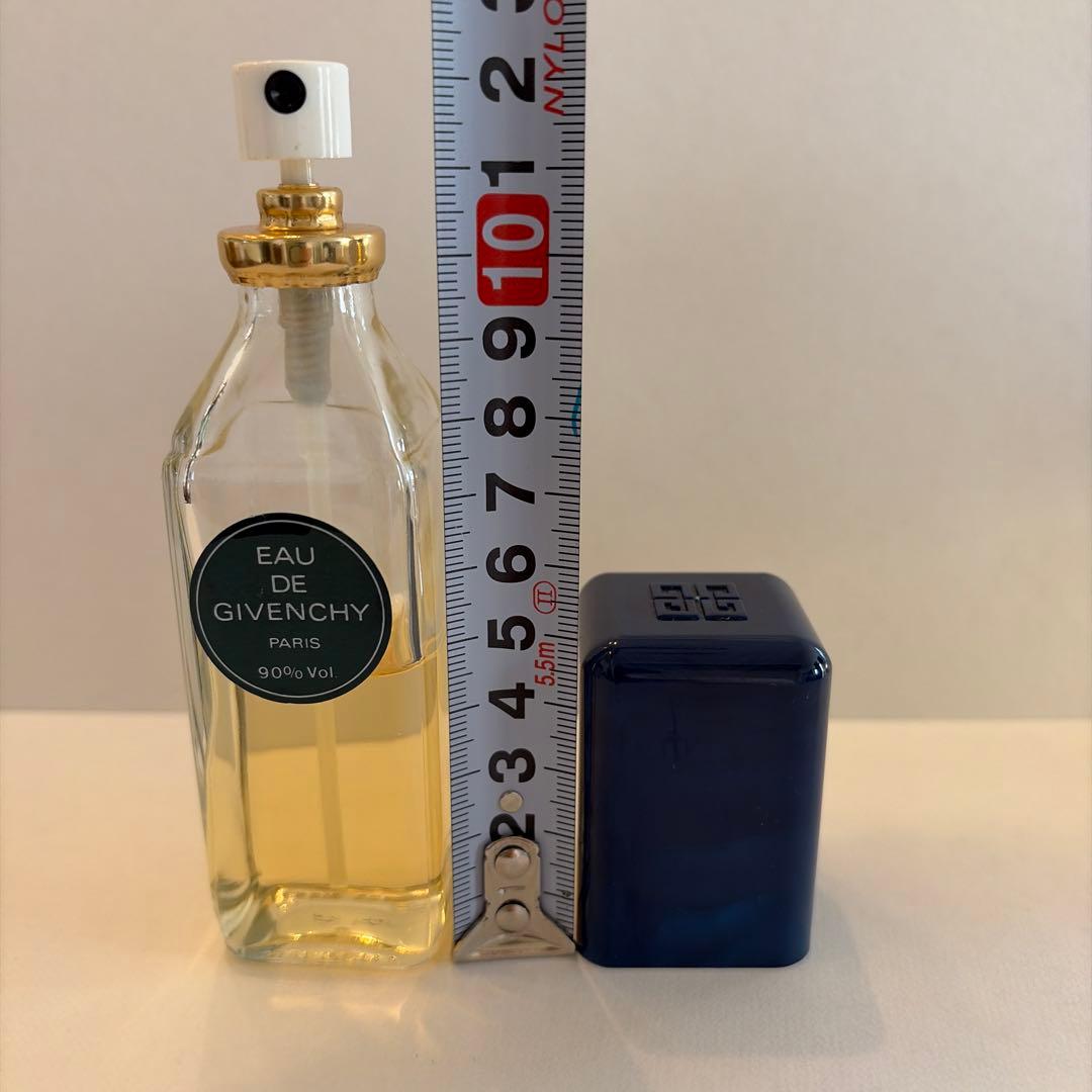 EAU DE GIVENCHY 50mlx1本と100mlx2本のセット
