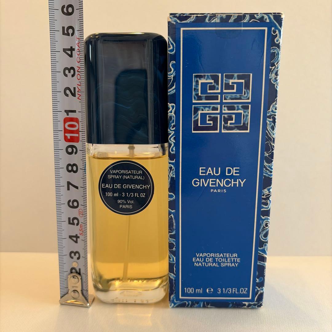 EAU DE GIVENCHY 50mlx1本と100mlx2本のセット