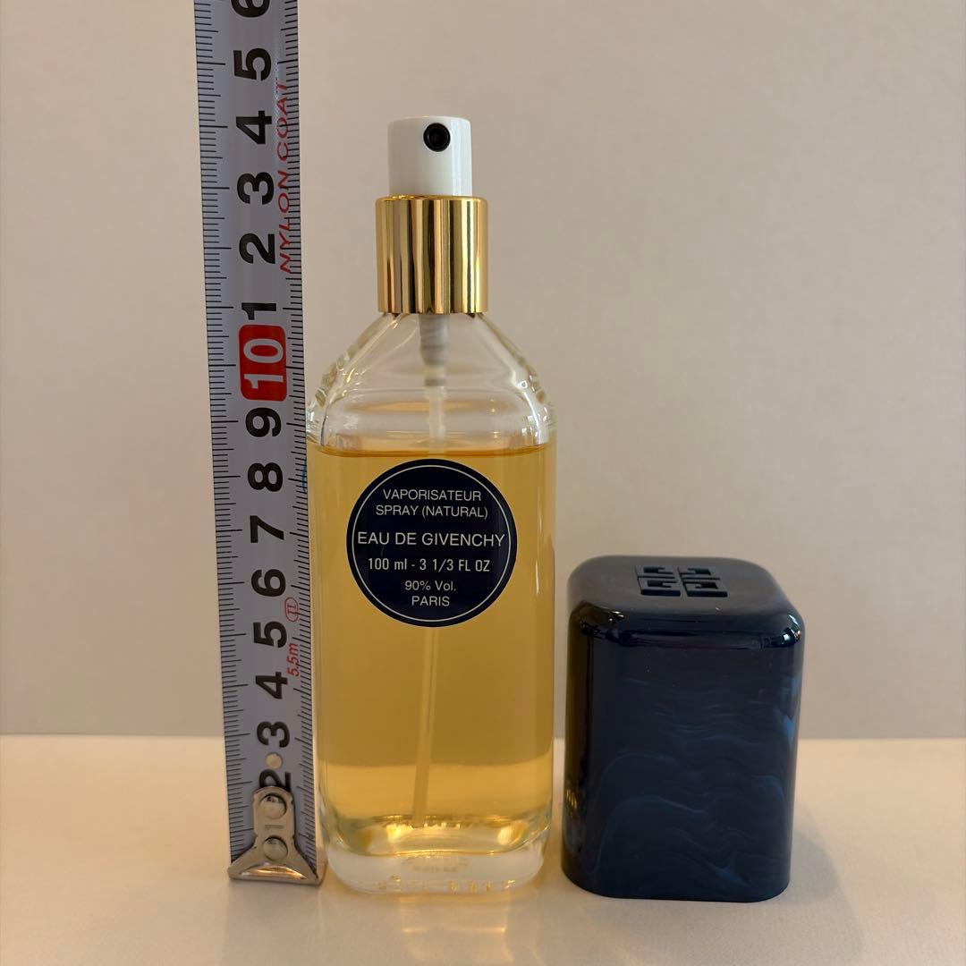 EAU DE GIVENCHY 50mlx1本と100mlx2本のセット