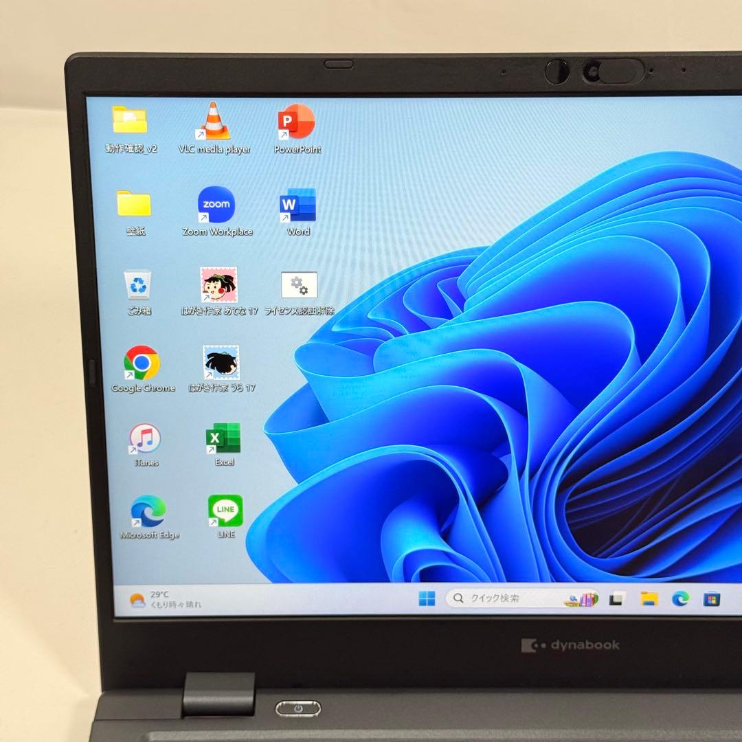 39.G83/KW i5第12世代 16G SSD512G Office2024