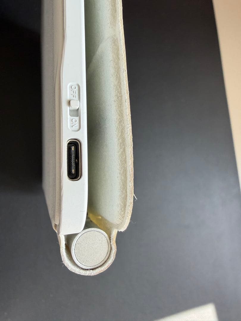 GOOJODOQ マジックキーボード iPad Air6 / Pro 11