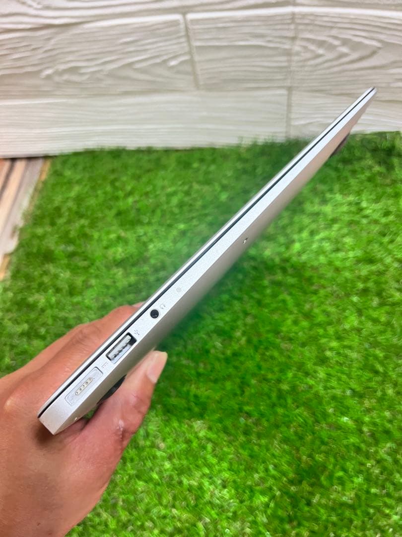 MacBook本体 Apple MacBook Air A1466