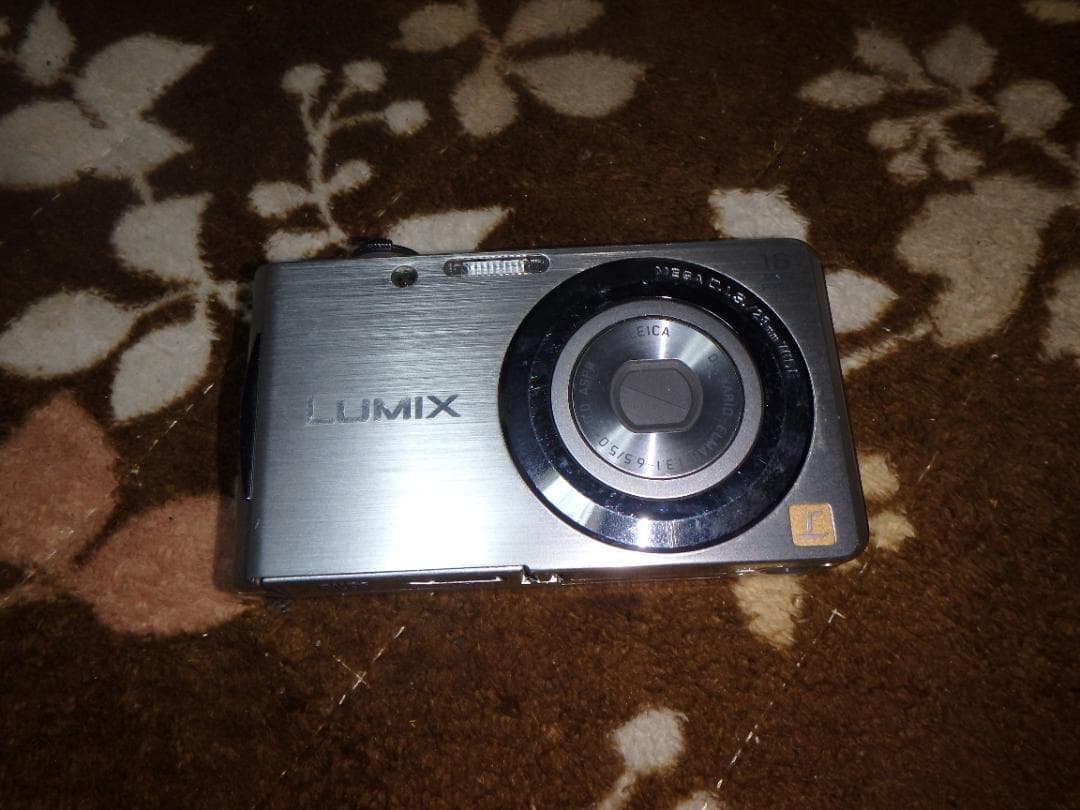 動作品 パナソニック DMC-FH5 LUMIX デジタルカメラ