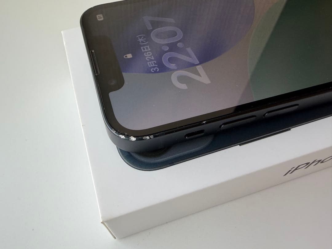 iPhone 13 mini ミッドナイト 128 GB（外箱あり・画面傷あり）