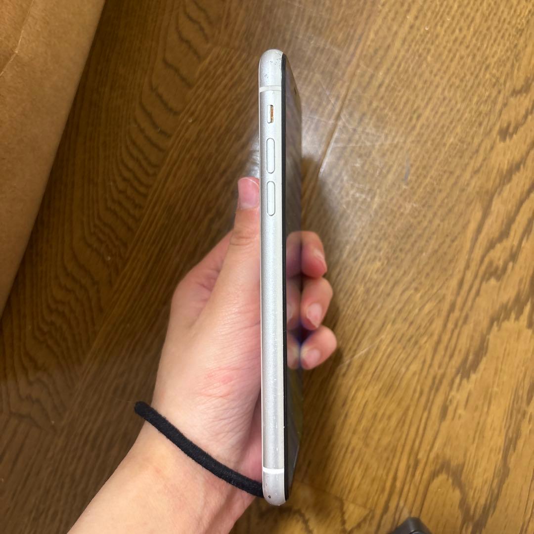 ジャンク品Apple iPhone XR ホワイト 6.1インチ