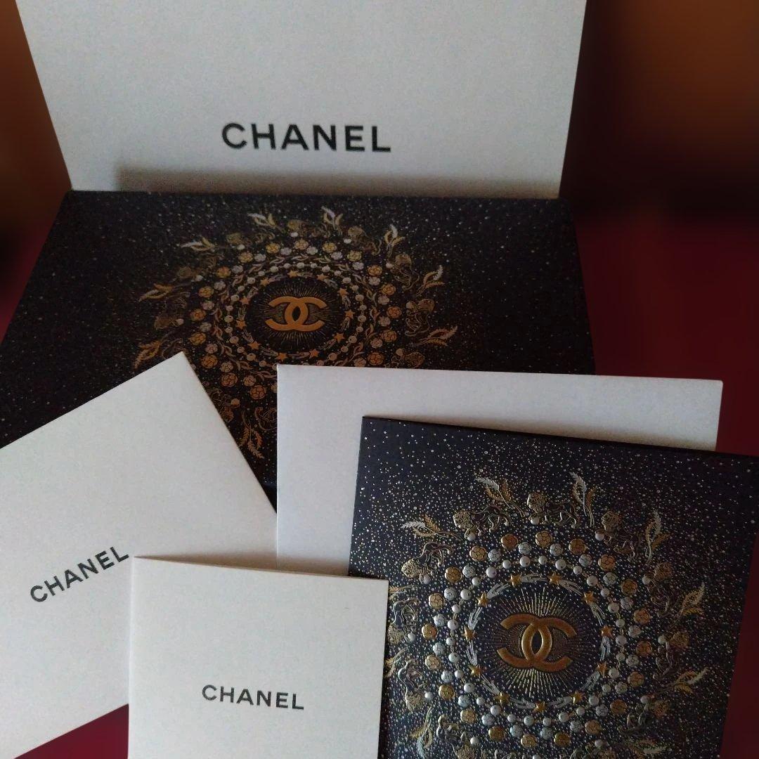 【新品］CHANEL 2025クリスマスコフレ アイシャドウ