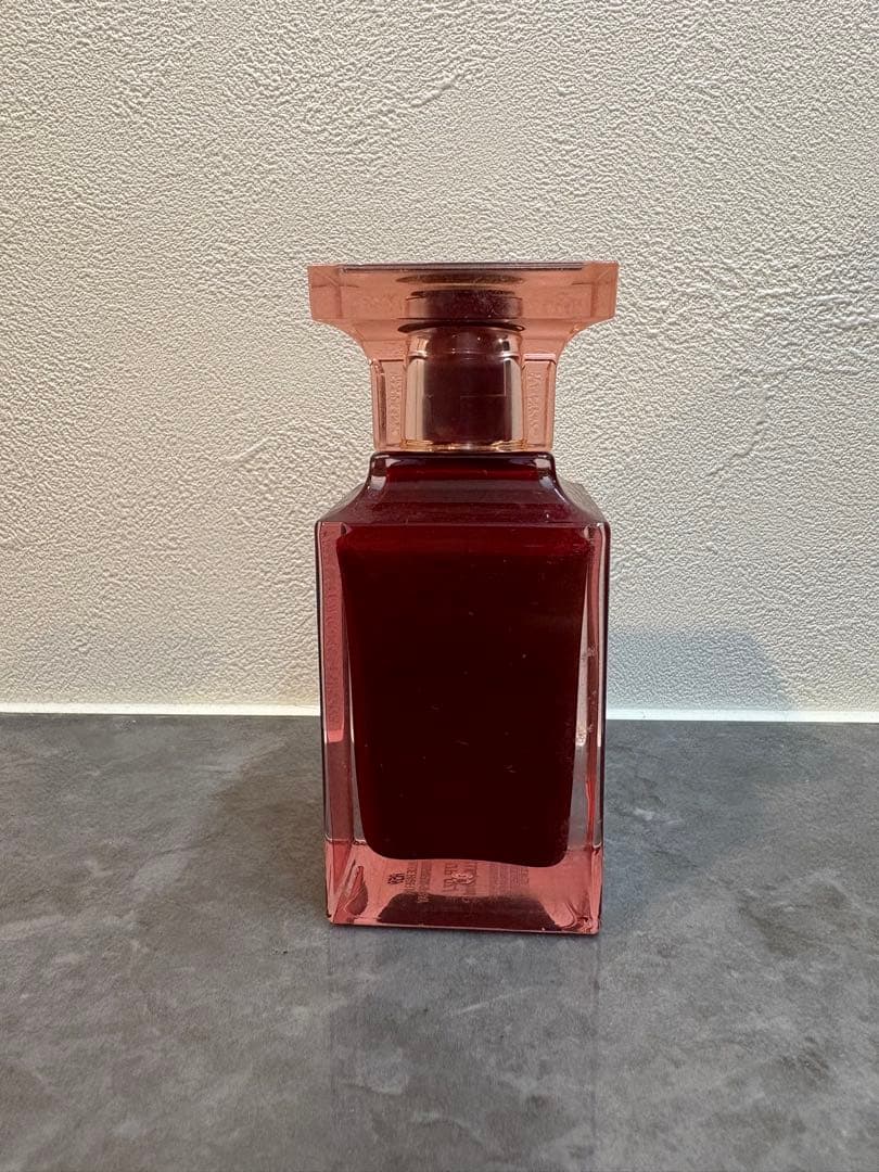 TOM FORD トムフォード ロストチェリー オードパルファム 50ml