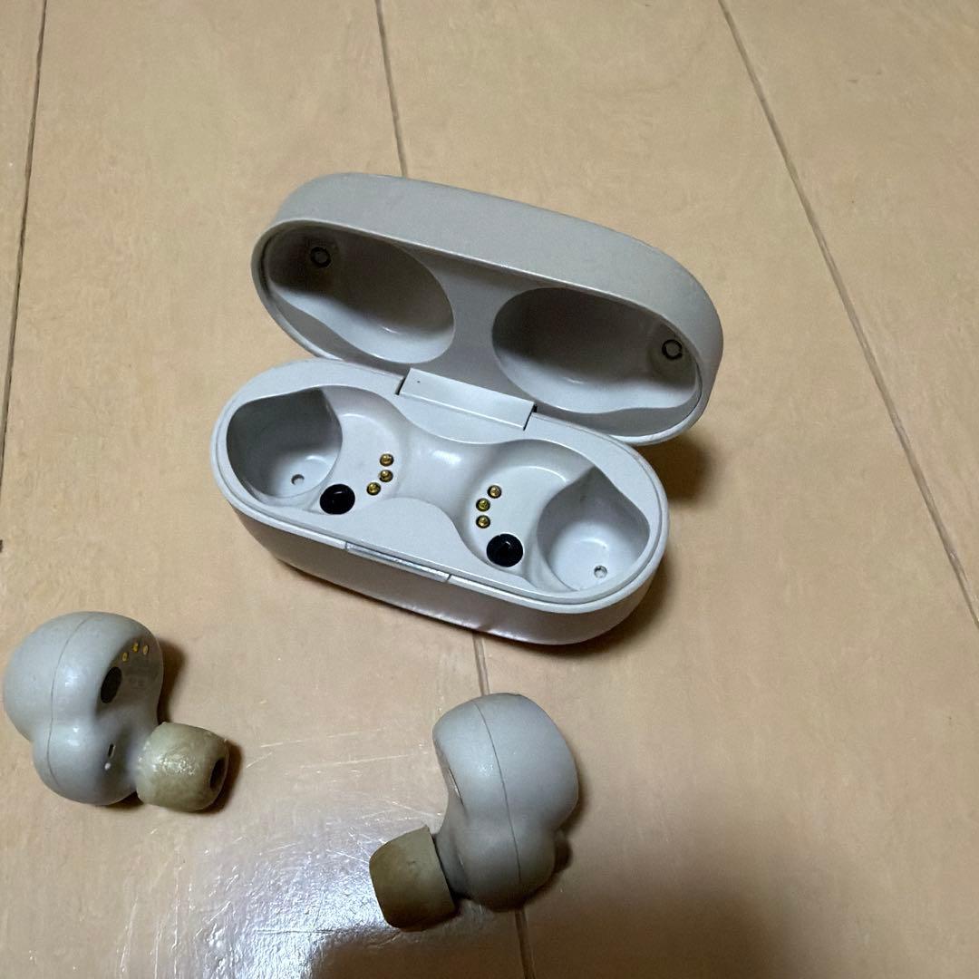 SONY wf-1000XM4ワイヤレスイヤホン プラチナシルバー(ジャンク品)